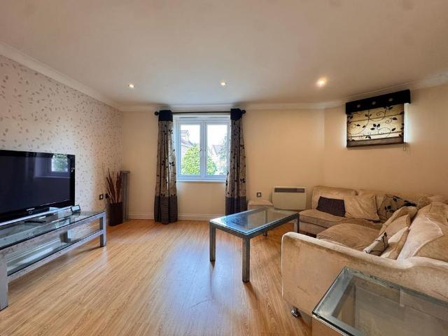 Apartment for rent in Westhoughton, Lee Bank