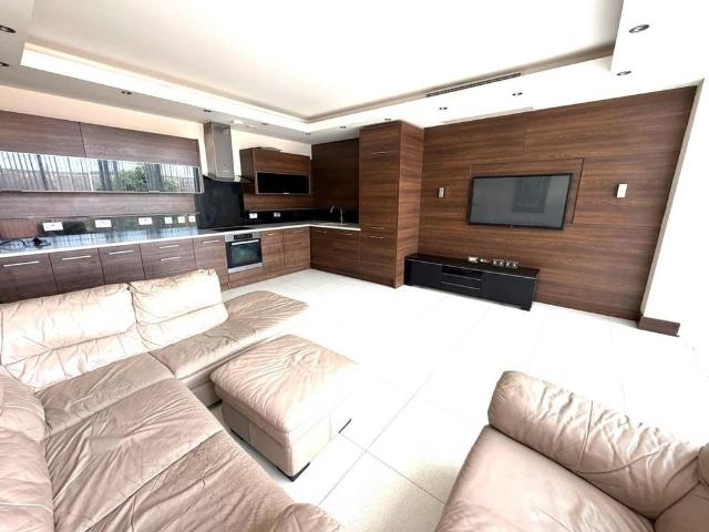 Apartment for rent in Wealdstone, Greater London