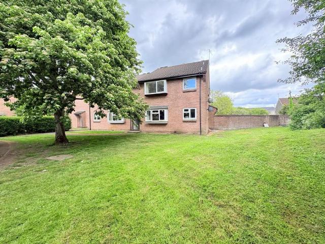 Flat for rent in St Johns, Wimborne