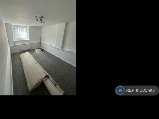 Flat for rent in Caerhun, Ty'n y Groes