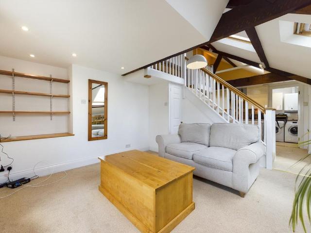 Apartment for rent in Nangreaves, Wales