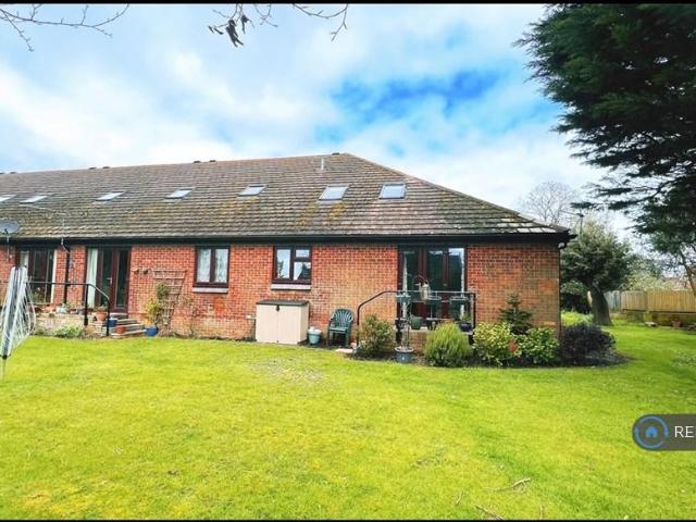 Flat for rent in Spring Vale, Hampshire