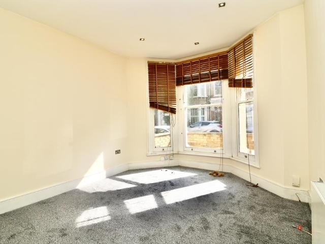 Flat for rent in Clapham, Greater London