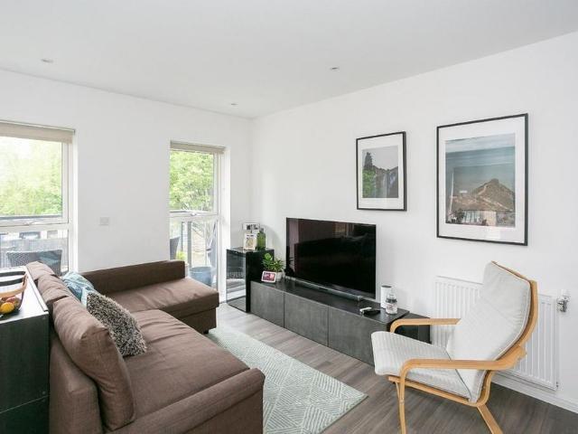 Apartment for rent in Watford Rural, Batchworth