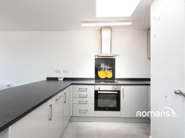 Flat for rent in Farnborough, Hampshire