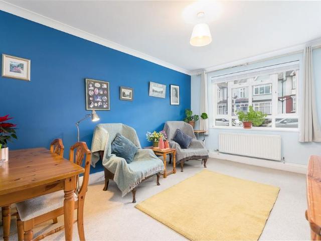 Apartment for rent in Streatham, Greater London