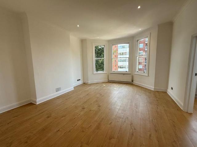 Apartment for rent in Aldrington