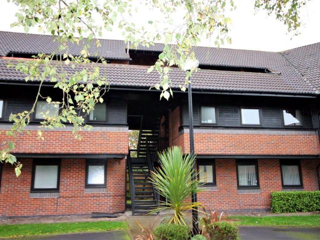 Flat for rent in Oakwood, Warrington