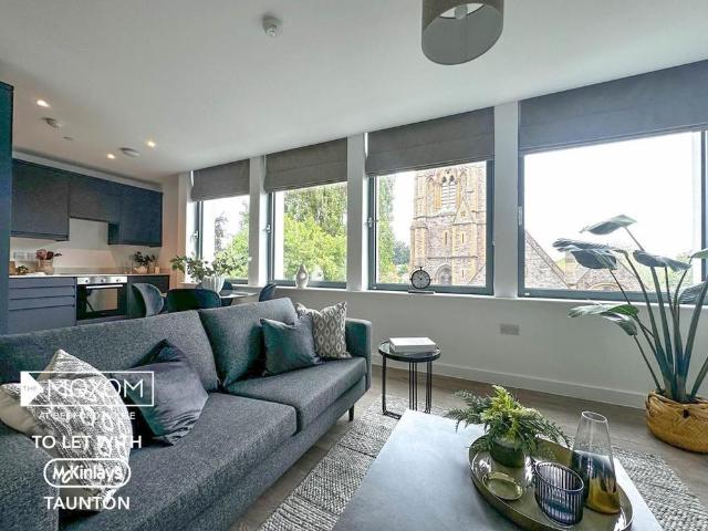 Apartment for rent in Sherford, Rumwell