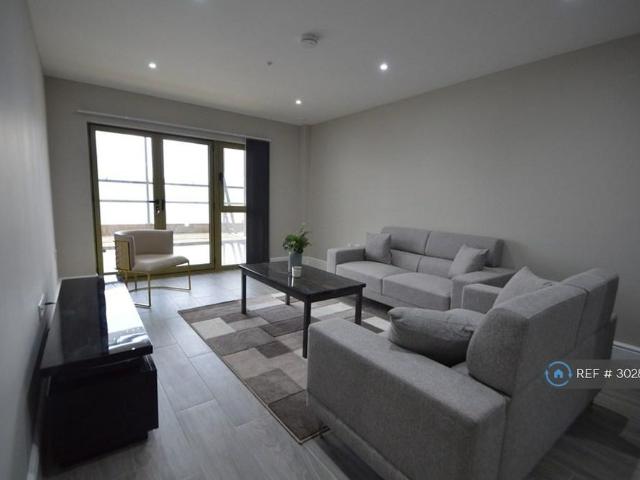 Apartment for rent in Wexham, George Green