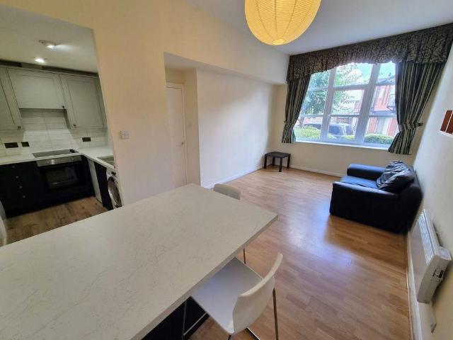 Apartment for rent in Woodhouse, West Yorkshire