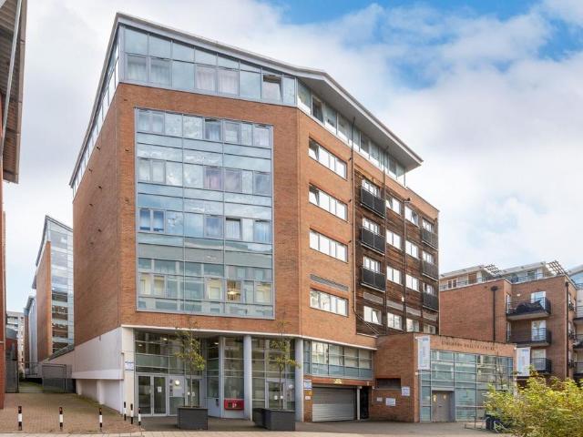 Flat for rent in Norbiton, Greater London