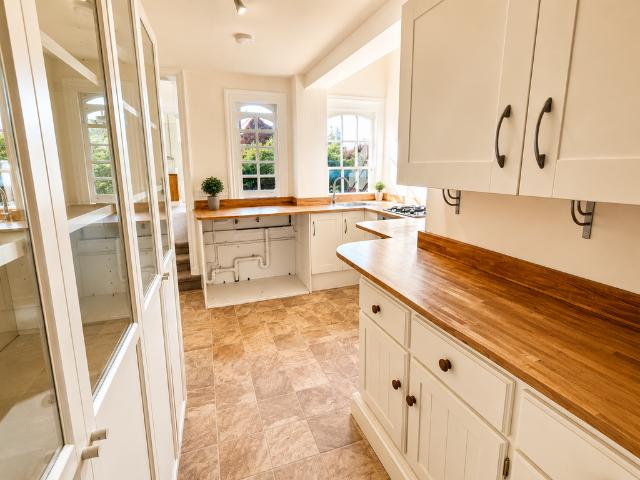 Flat for rent in Hollingbourne, Midway