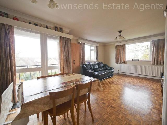 Apartment for rent in Batchworth