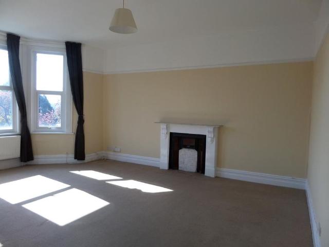 Apartment for rent in Widmore, Greater London