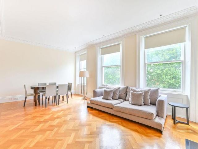 Apartment for rent in Kensington, Greater London