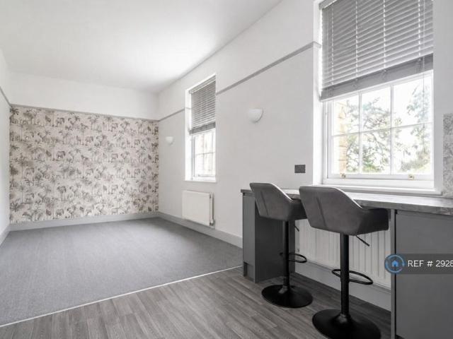 Apartment for rent in Midway, Kent