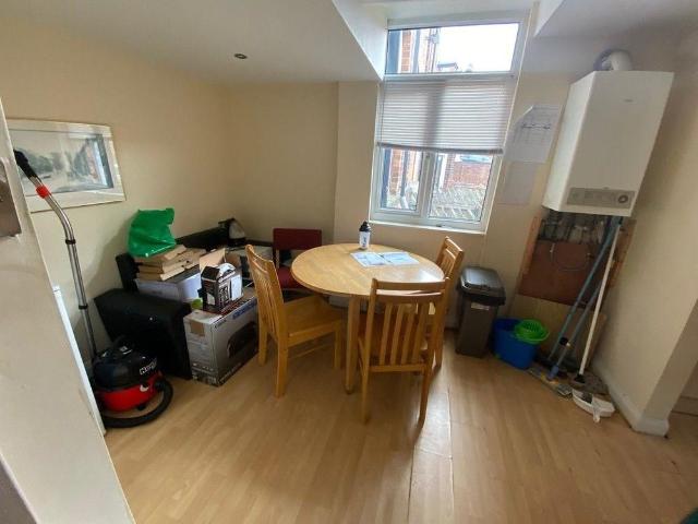 Apartment for rent in Little Woodhouse, Leeds
