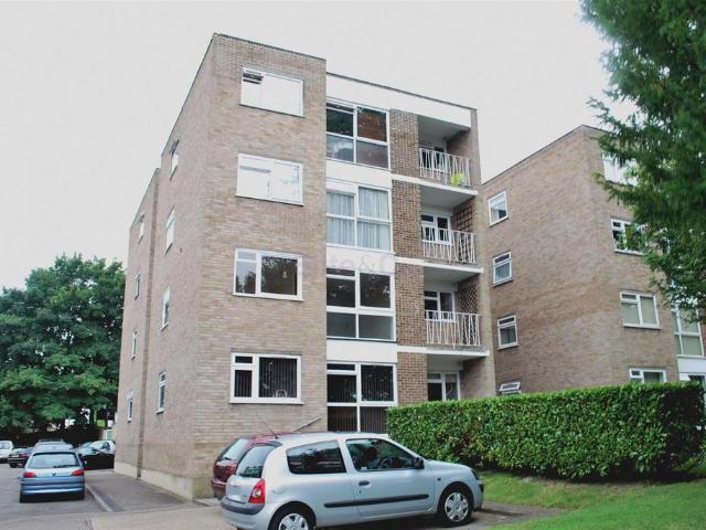 Flat for rent in Beckenham, Greater London