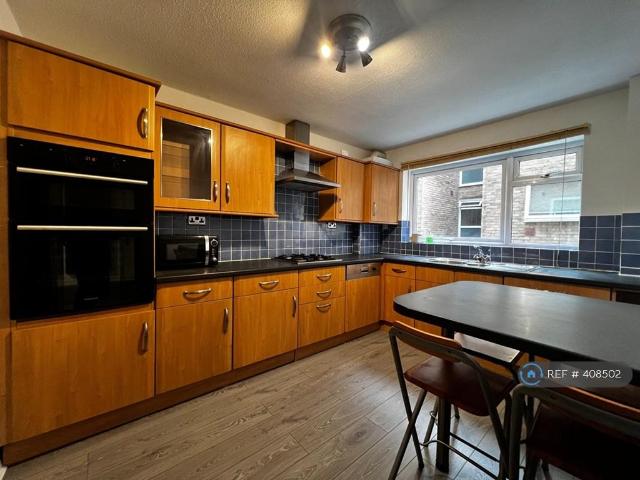 Flat for rent in Greater London