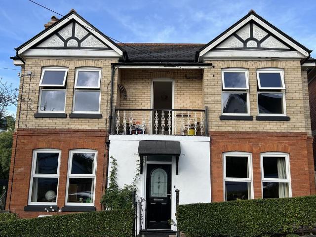 Flat for rent in Holcombe, Teignbridge