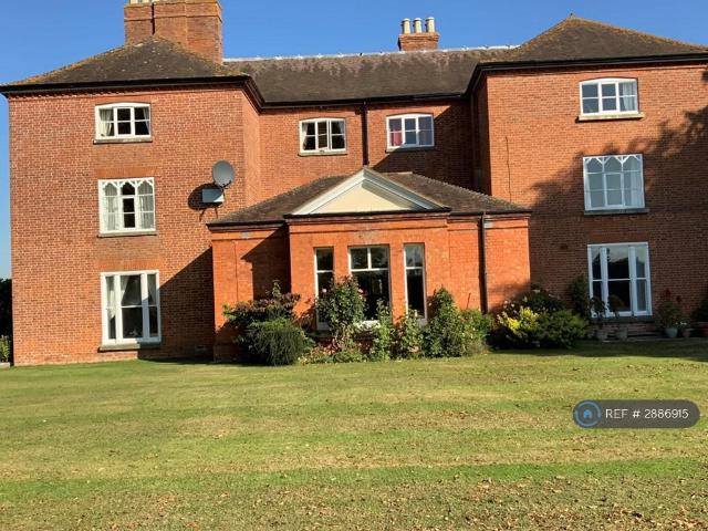 Flat for rent in Bromsberrow Heath, Gloucestershire