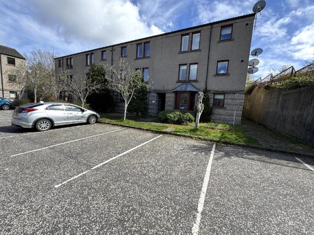 Flat for rent in Ballindoch, Scotland
