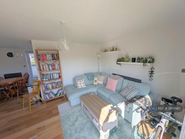 Apartment for rent in Barnsbury, Greater London
