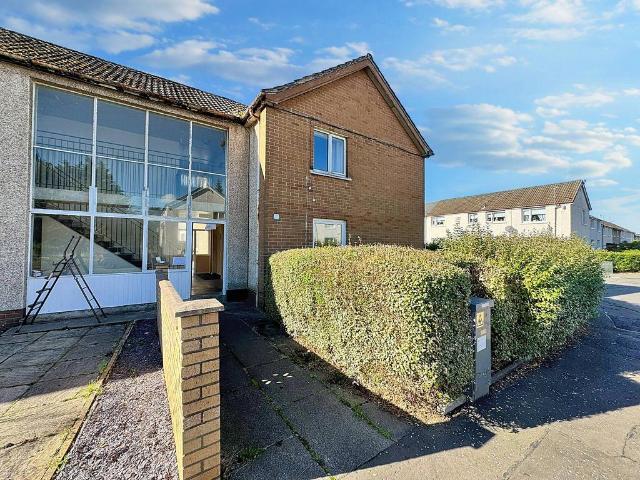 Flat for rent in Irvine, Scotland
