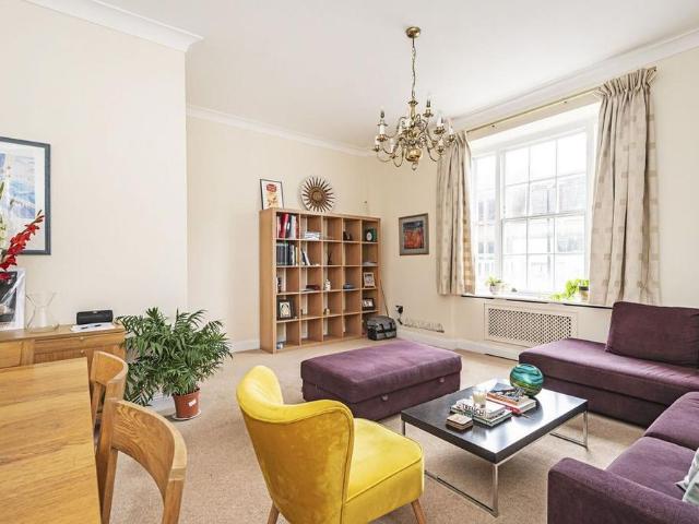Apartment for rent in St. John's Wood, Greater London