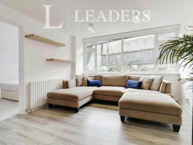 Apartment for rent in Elmfield, Leicestershire