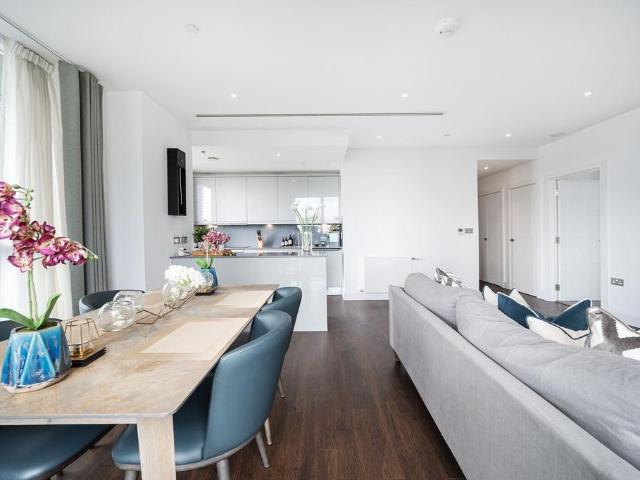 Flat for rent in Isle Of Dogs, Greater London