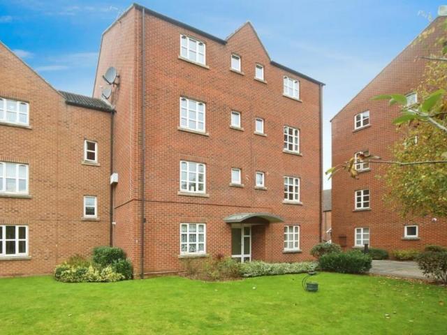 Flat for rent in Obridge, Rumwell