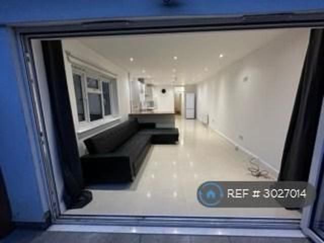 Apartment for rent in Balham, Greater London