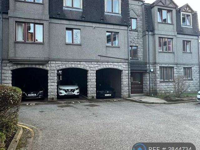 Flat for rent in Ferryhill, Ballindoch