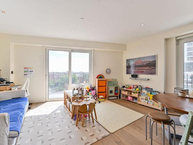 Flat for rent in Vauxhall, Greater London