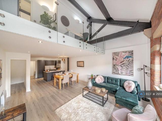 Flat for rent in West Yorkshire