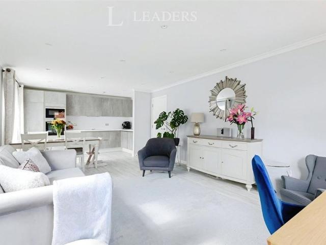 Apartment for rent in The Butts, Kent