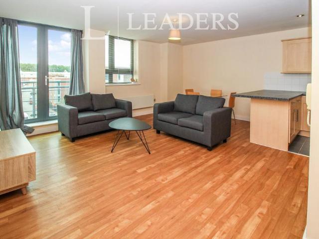 Flat for rent in Spon End, West Midlands