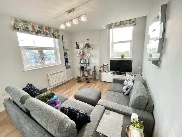 Apartment for rent in Bank, Leeds