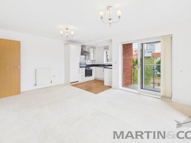 Apartment for rent in St Albans, Five Acres