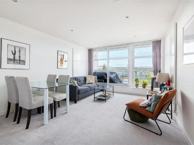 Apartment for rent in Putney, Greater London