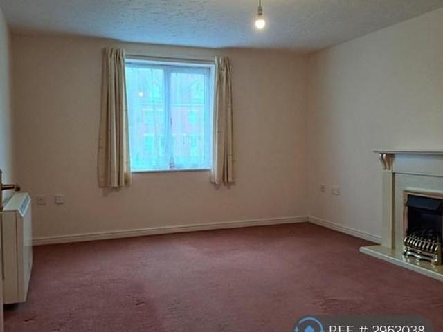 Apartment for rent in Wembdon