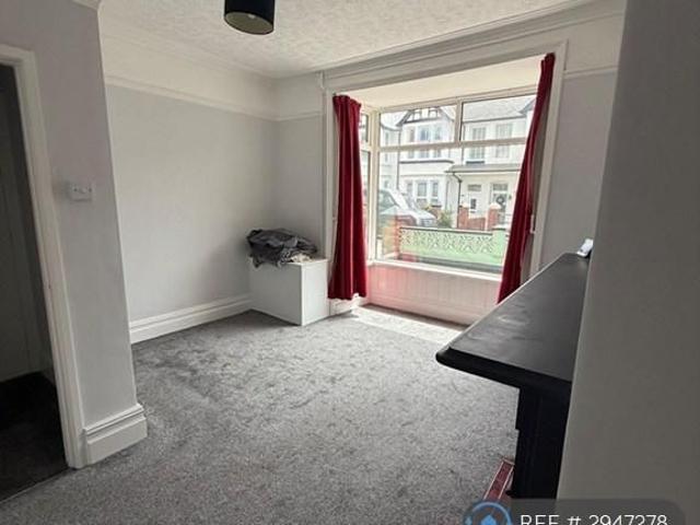 Apartment for rent in Porthcawl, Nottage