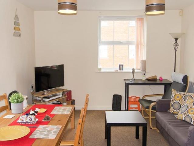 Apartment for rent in Hamilton, Old Wharf