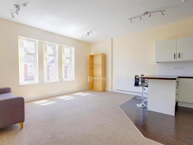 Apartment for rent in Falcon Lodge, Wales