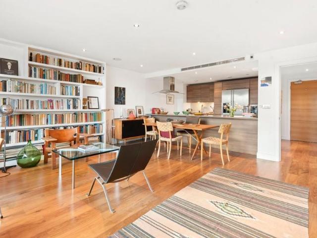 Apartment for rent in Imperial Wharf, Greater London