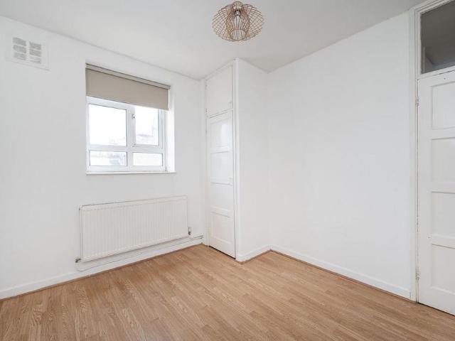 Apartment for rent in Homerton, Greater London