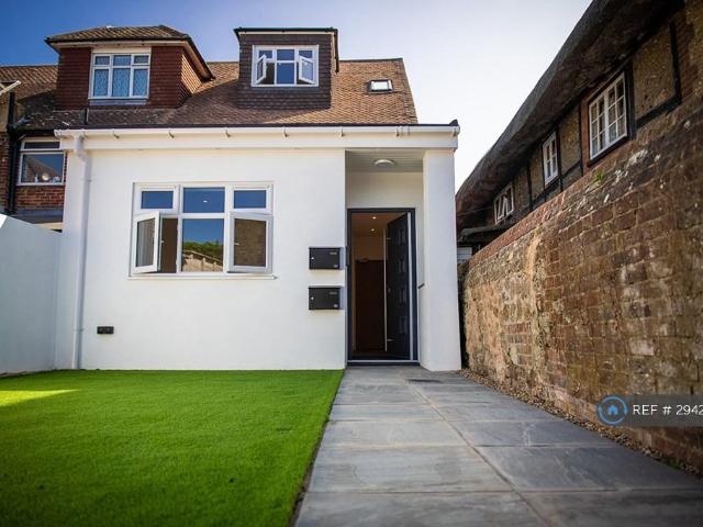 Flat for rent in Clapham, West Sussex