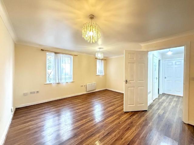 Flat for rent in Newbury Park, Isle Of Man